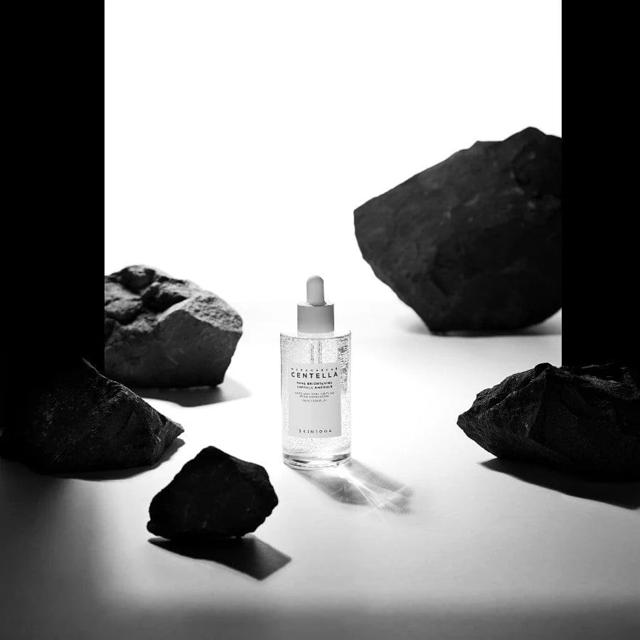 Skin1004 韓國 積雪草煥白光感凝珠安瓶精華 100ml