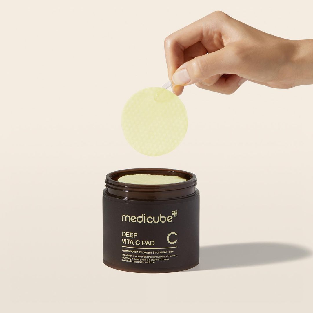 Medicube Deep Vita C Brightening Pad 70ea