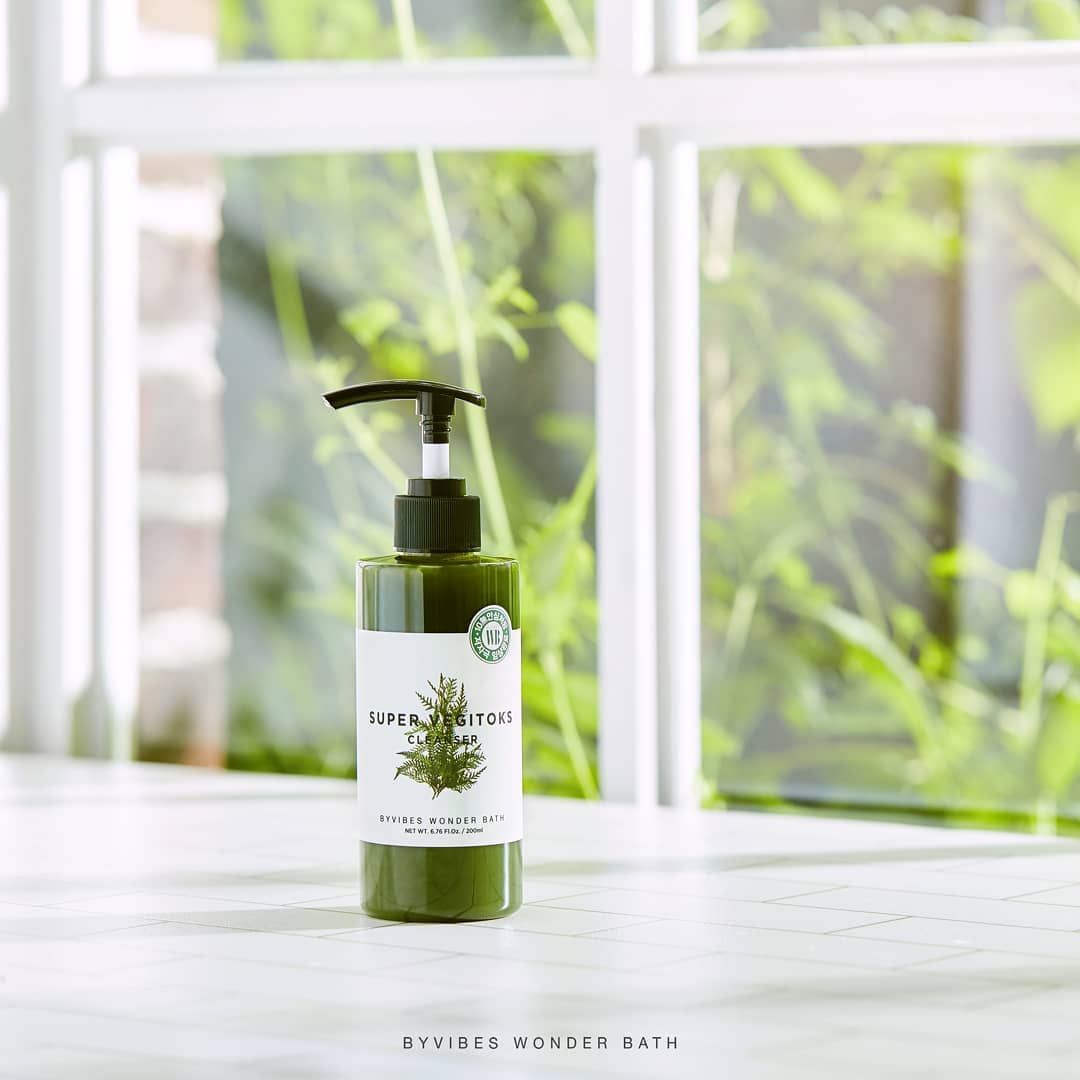 WONDER BATH Super Vegitoks Gel Foam Deep Cleanser [Green] for Sensitive Skin 10.14Fl.Oz, Korean Skincare | Hydrating & Brightening