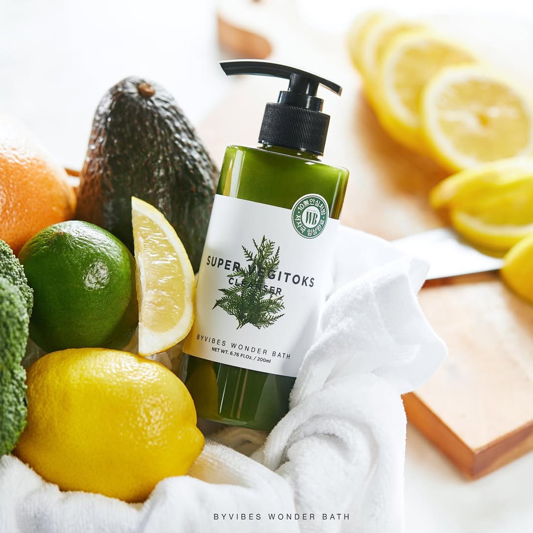 WONDER BATH Super Vegitoks Gel Foam Deep Cleanser [Green] for Sensitive Skin 10.14Fl.Oz, Korean Skincare | Hydrating & Brightening